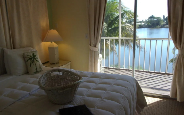 Marco Island Lakeside Inn