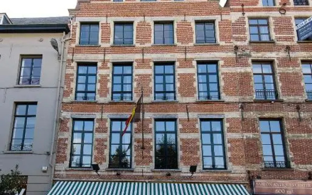hotelImage