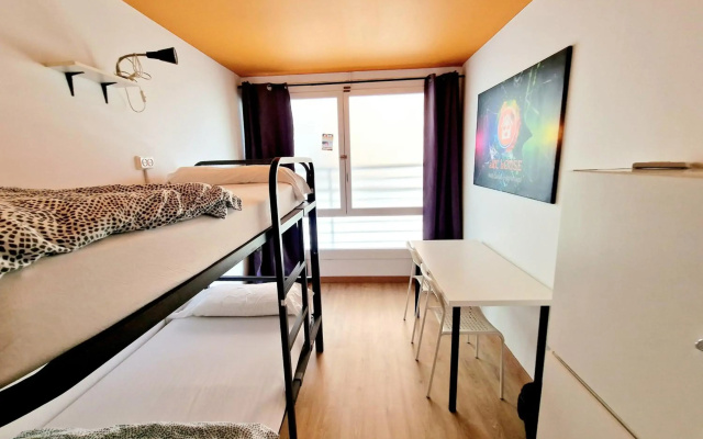 Отель Arc House Barcelona