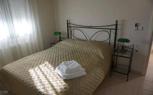 Portela Suites Kampoula
