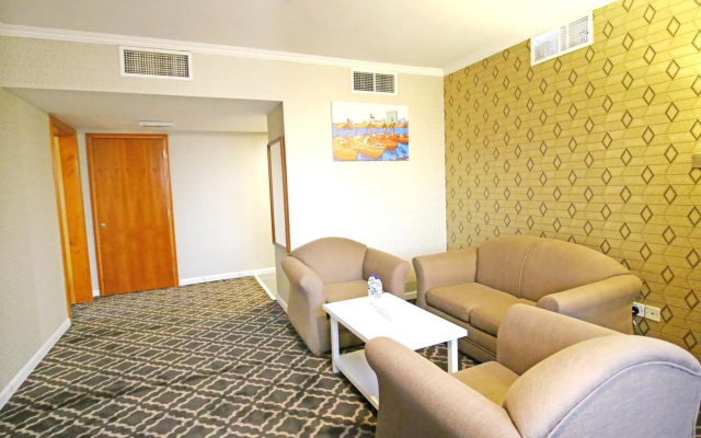 Отель The George Hotel