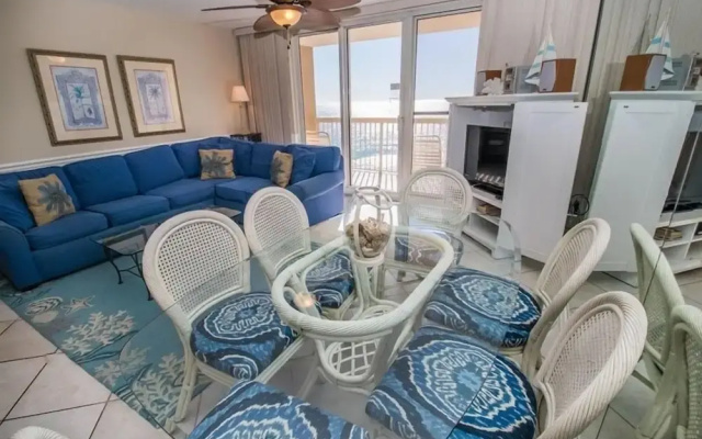 Pelican Beach 1504 1 Bedroom Condo by Pelican Beach Management