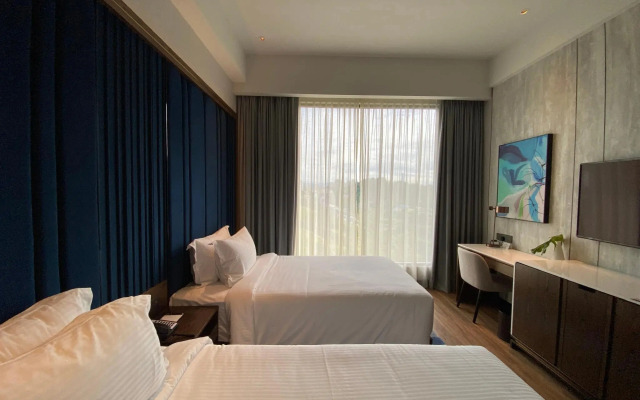 M Resort & Hotel