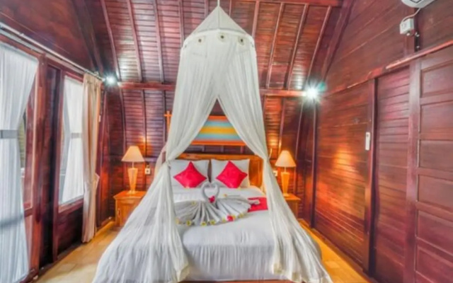 Hotra Hill Cottage