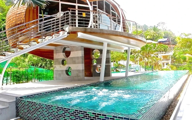 Emerald Terrace - Pool View Studio