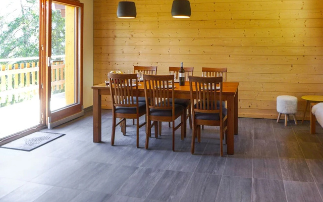 Chalet Les An Mones Chalais