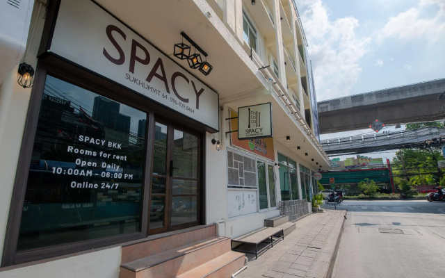Spacy BKK