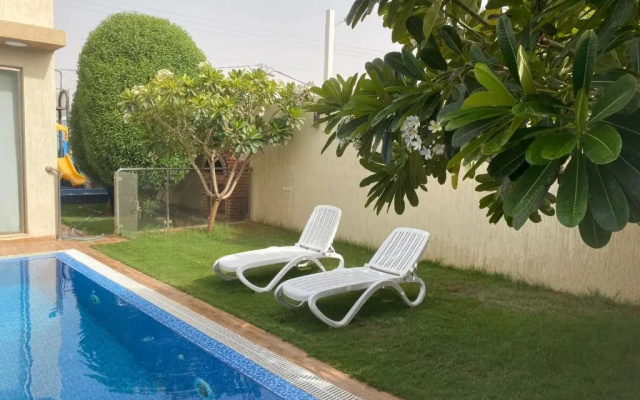 Mooyah resort