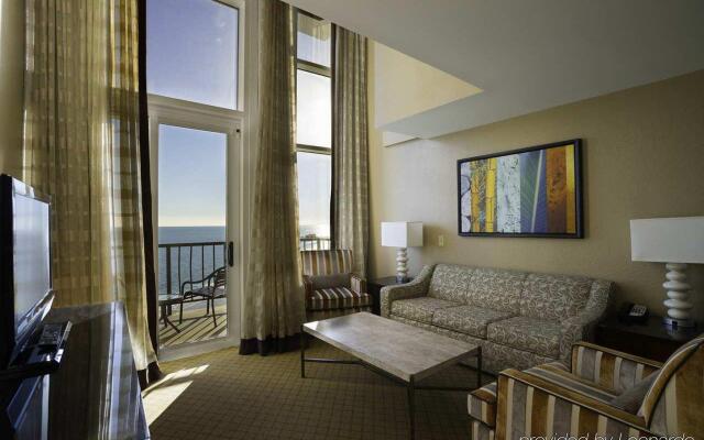 Royale Palms Condominiums