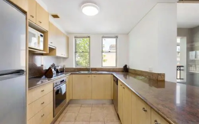 Woolloomooloo Self Contained Modern Apartment