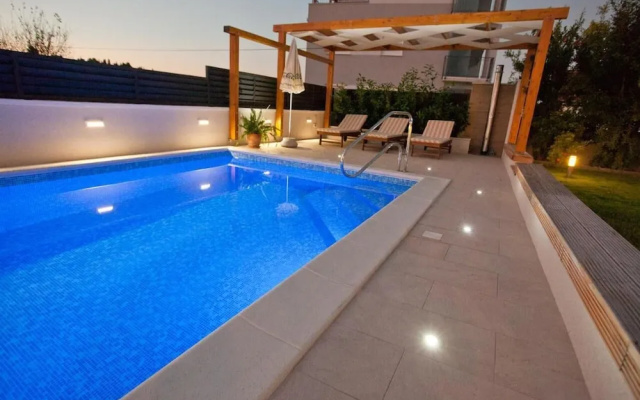 Sea View Apartment Milly, Nearby Beach Jaz