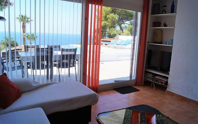 Villa - 3 Bedrooms with Pool and WiFi - 107928