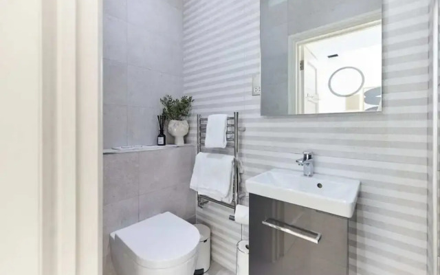 The Camden Park Place - Lovely 4bdr Flat With Garden