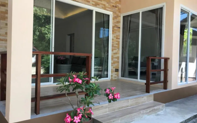 Phalarn Inn Resort