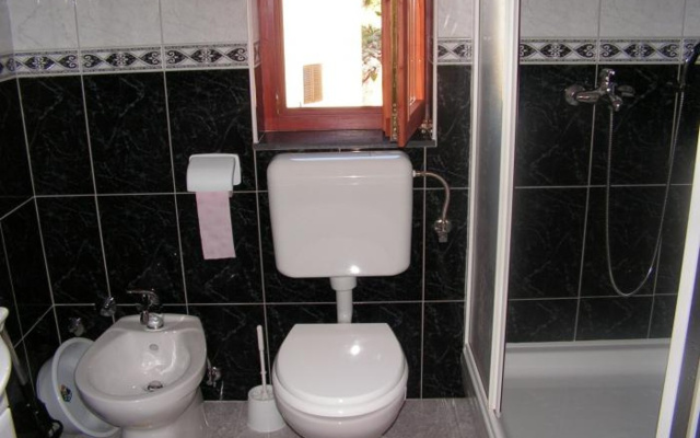 Apartment Vik - 60 m from the sea: A4 Razanj, Riviera Sibenik