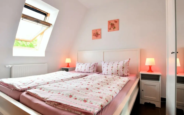 Modern Apartment in Ostseebad Boltenhagen Near Forest