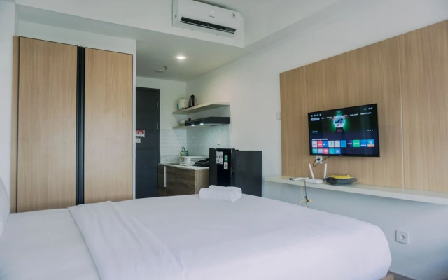 Well Furnished And Comfy Studio Collins Boulevard Apartment