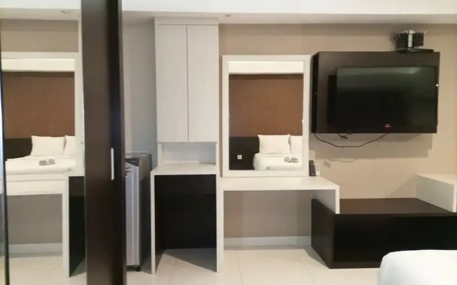 Luxurious Studio At Mataram City Apartment