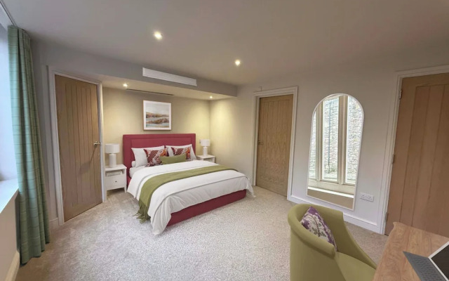 Modern Hotel Room In Historic Malthouse