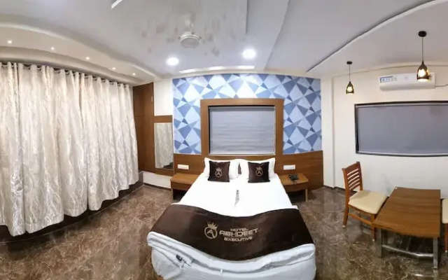 Hotel Abhijeet Executive