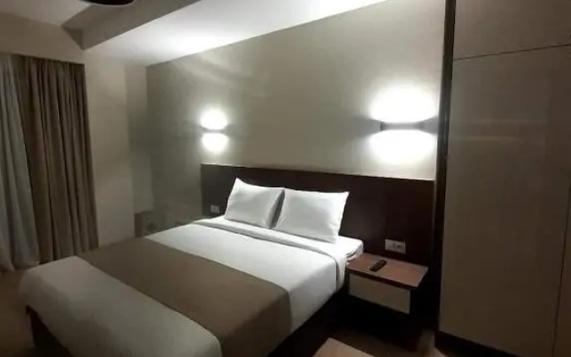 +995574777001