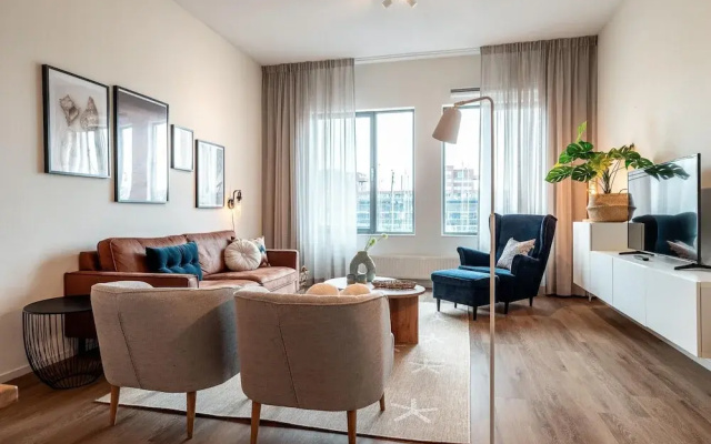 Beautiful Apartment With Harbour Views