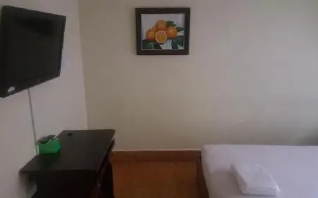 Sambathmeas Guesthouse Chom Chao