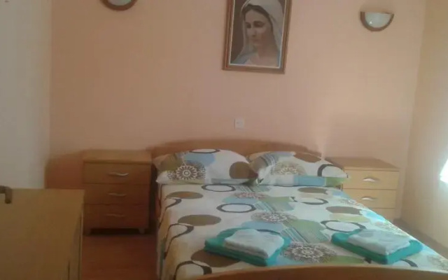 Milina Apartments