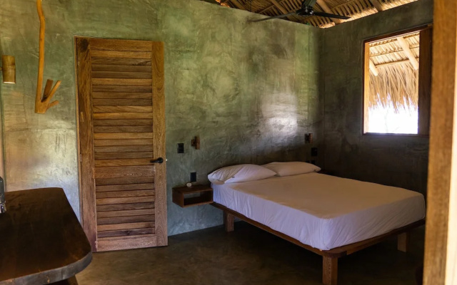 Cocos Hotel