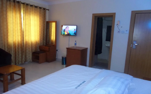 Gilford View Hotels