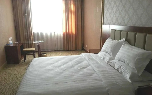 Kunlun Leju Business Hotel
