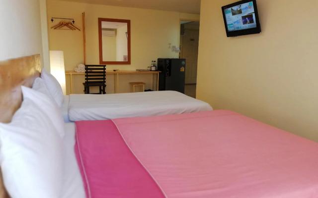 R2 Zleeping Boutique Hotel