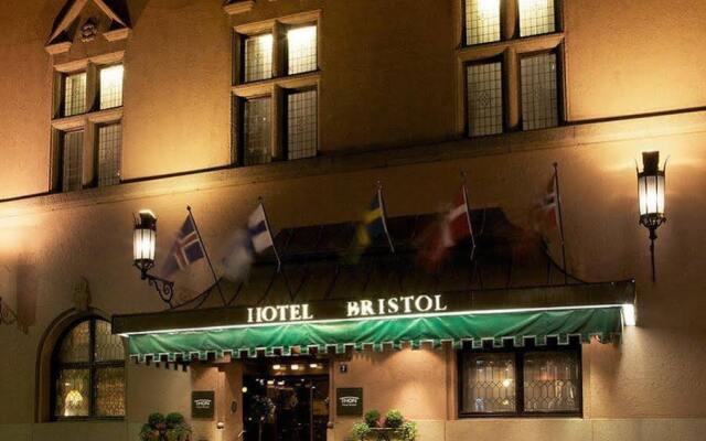 Thon Hotel Bristol Oslo вид на фасад
