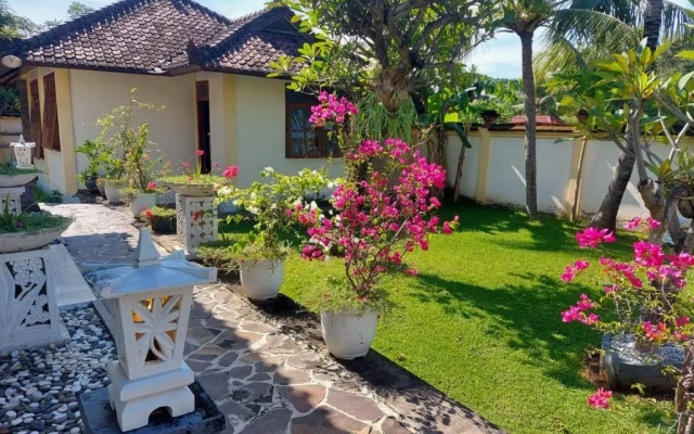Villa Juliani Lovina Bali