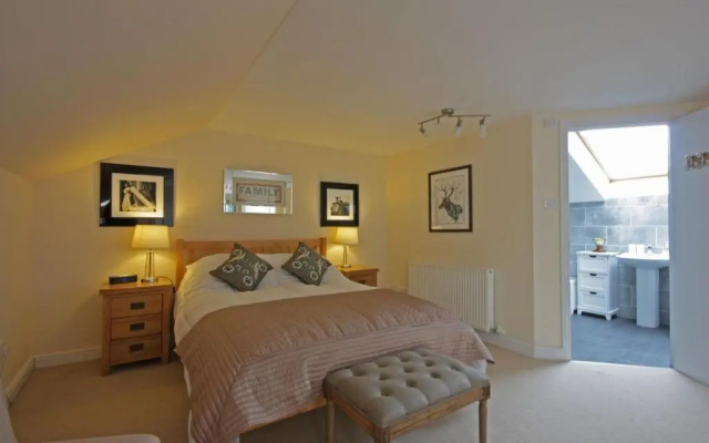 Fairway Apartment