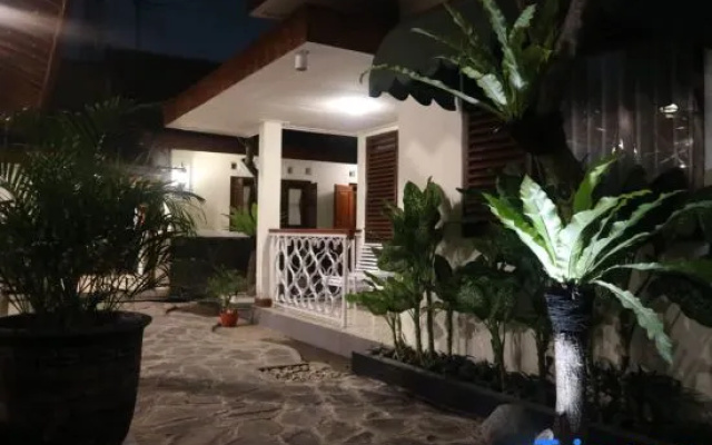 Roemah Noni Macanan