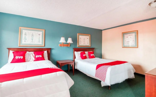 OYO Hotel Fayetteville S Eastern Blvd