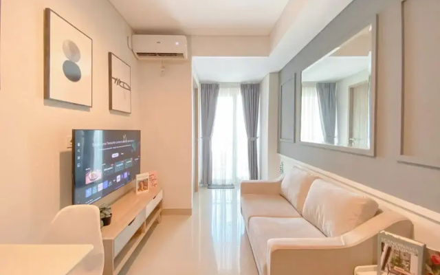 Good Choice and Homey 2BR Apartment Tamansari Iswara