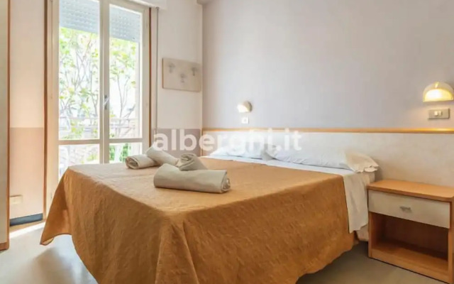 hotel paradiso