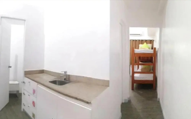 V - Rooms Hostel - Adults Only