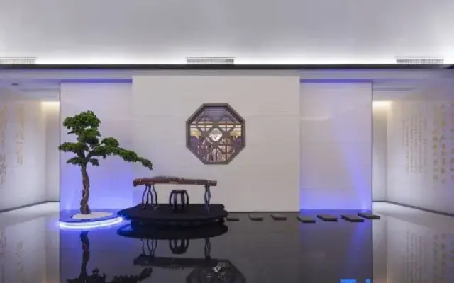 Quxian Wenfeng Youzhu Hotel