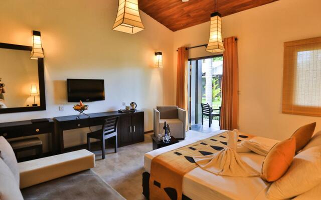 Отель Chaarya Resort & Spa By Chandrika Hotels Шри-Ланка, Катарагама - отзывы, цены и фото номеров - забронировать отель Chaarya Resort & Spa By Chandrika Hotels онлайн комната для гостей