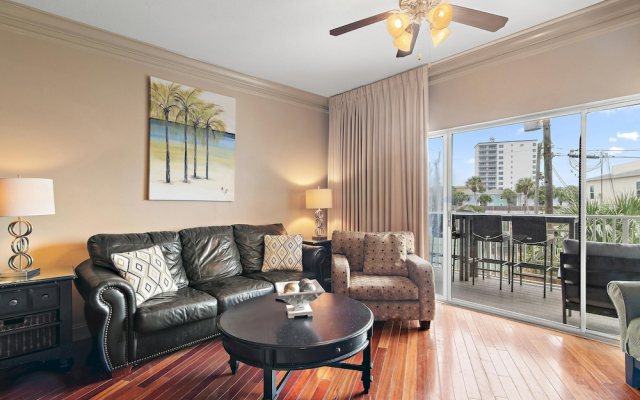 Beach Pointe 301