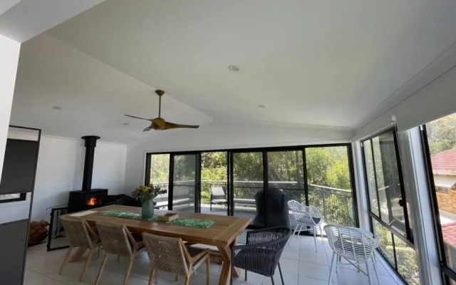 Rainbow Beachhouse - deluxe, pristine location