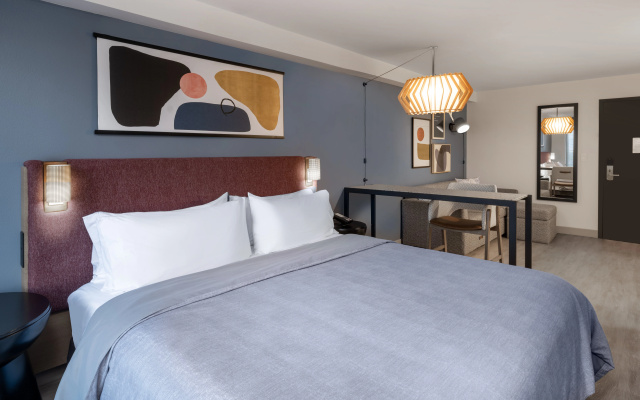 Atwell Suites Austin Airport by IHG