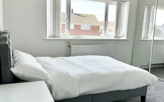 Hartlepool-3 bd House-sleeps5-free Parking&netflix