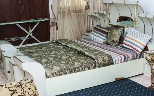 GITY Royale Suites