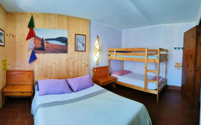 Il Bivacco Frasassi climbing house