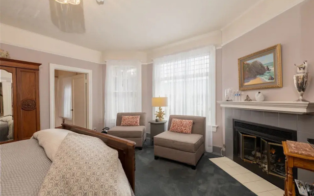 Nantucket Whale Inn