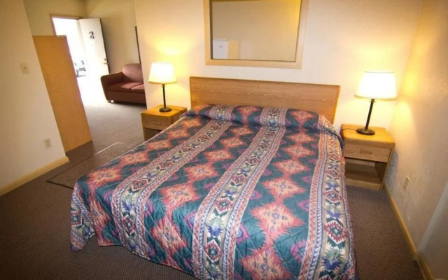 The Seasons Inn